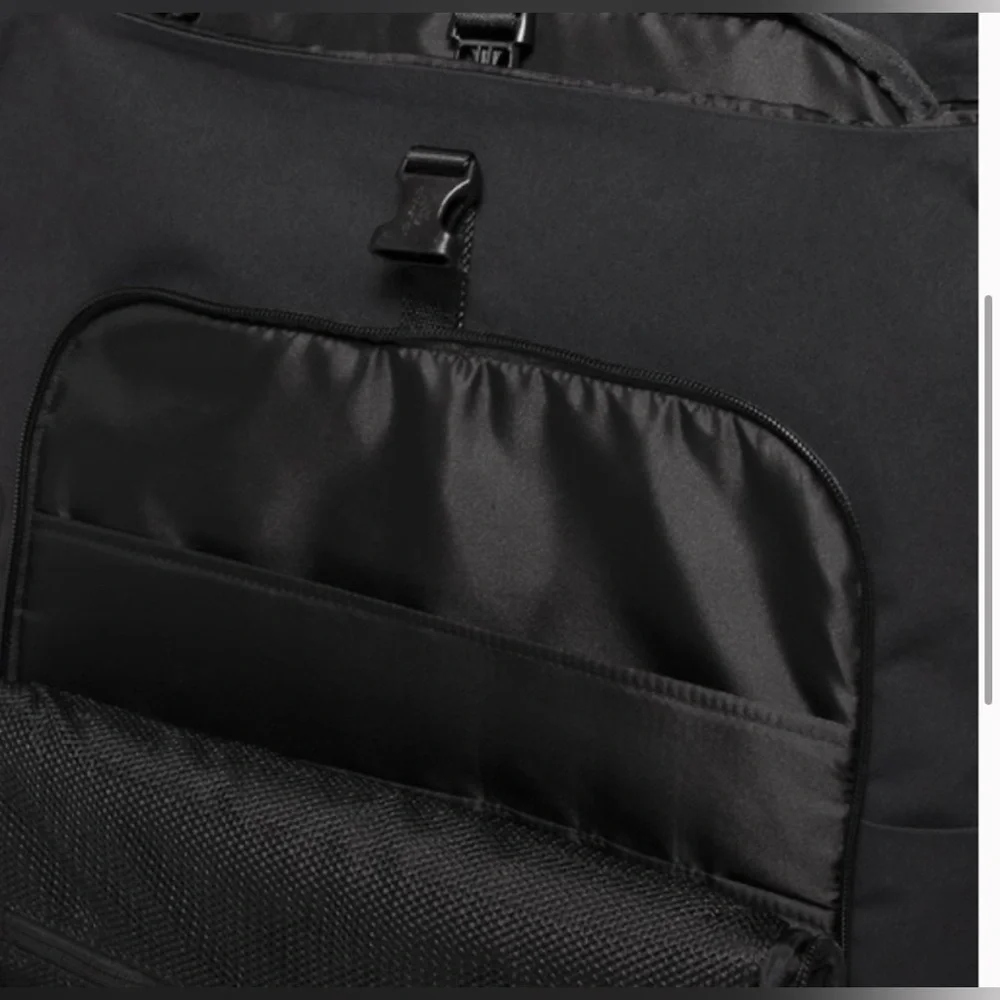 Lululemon Early Embark Backpack *22L in‎ Black